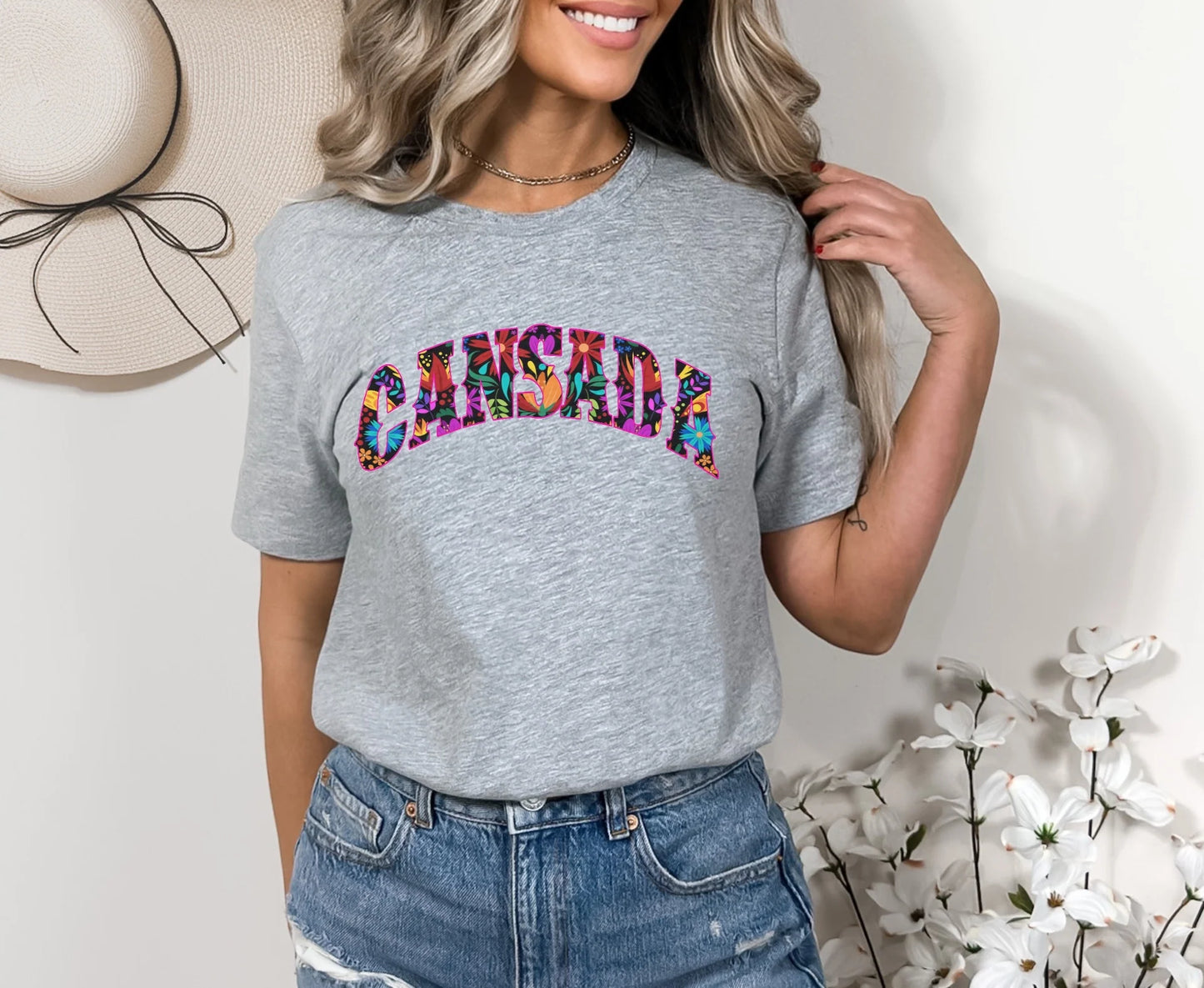 Cansada Unisex T-Shirt